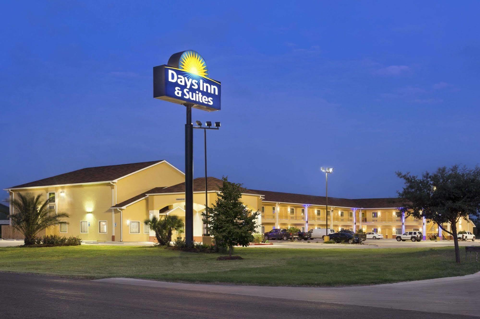Days Inn Піерсолл Екстер'єр фото